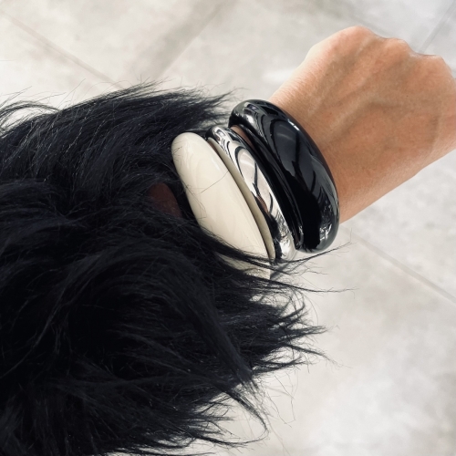 Bond Bangle Resin Ivory