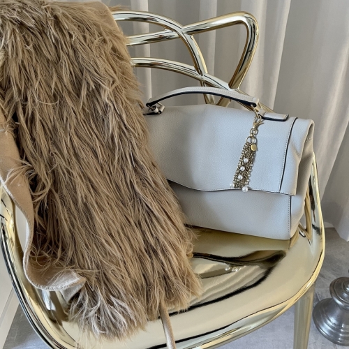 Paris Pearl Bag Charm Gold