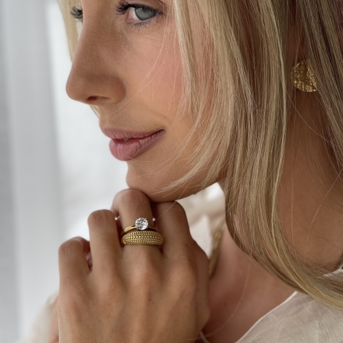 Mollie Arc Ring Gold