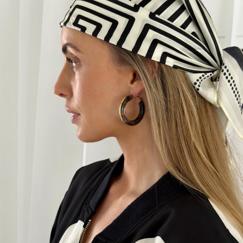 Halo Resin Earring Black